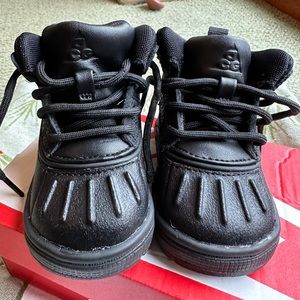 3c NIKE ACG Woodside 2 High Black